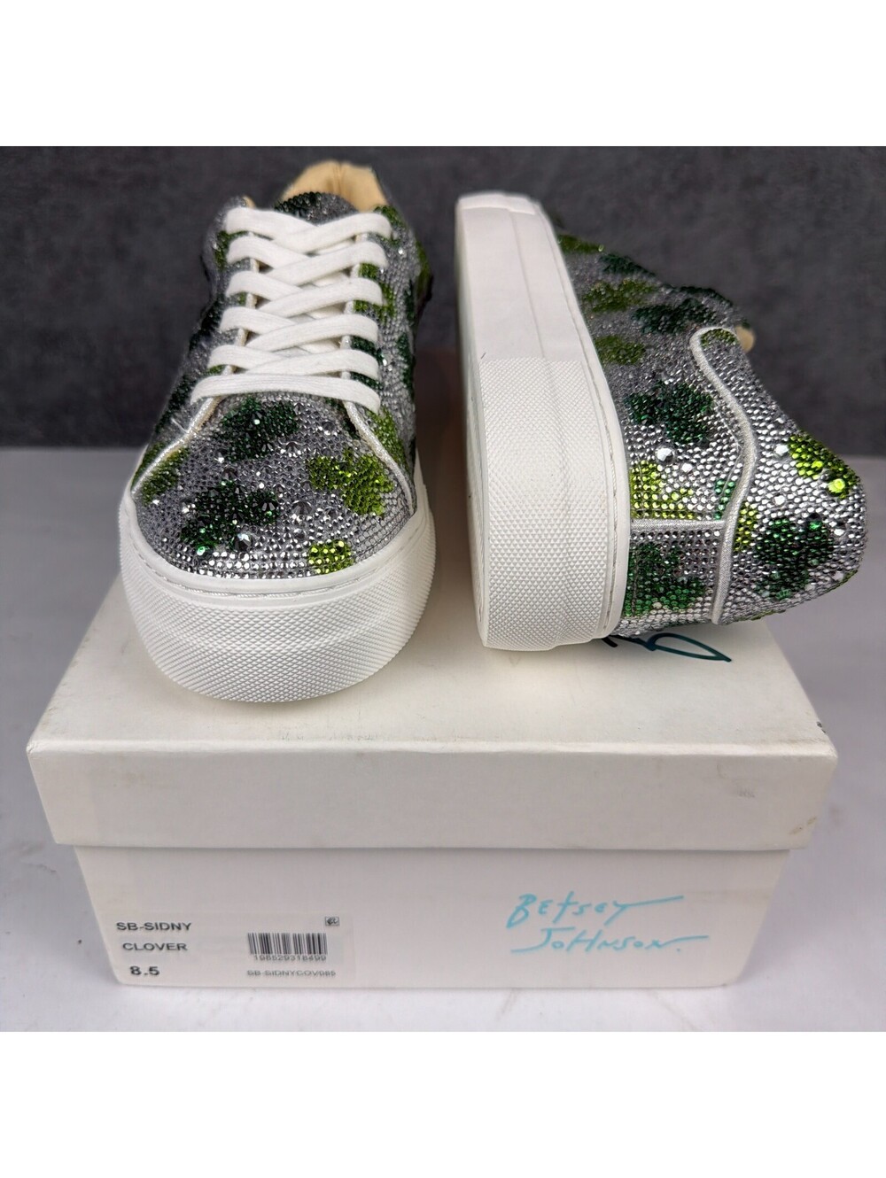 Betsey Johnson St Patricks Day Clover Sidny Rhinestone Platform Sneakers sz 8.5
